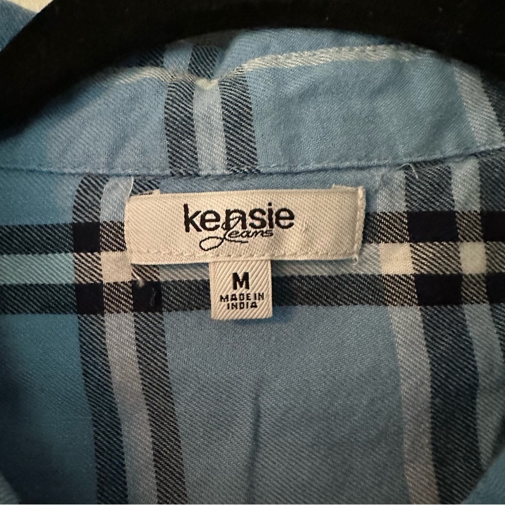 Kensie Blue Plaid Button Down Tie Front Button Down Shirt, Size Medium - Picture 5 of 5